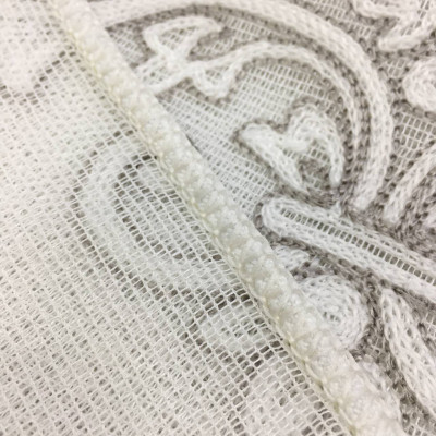 Тюль сетка с вышивкой белый-серебро